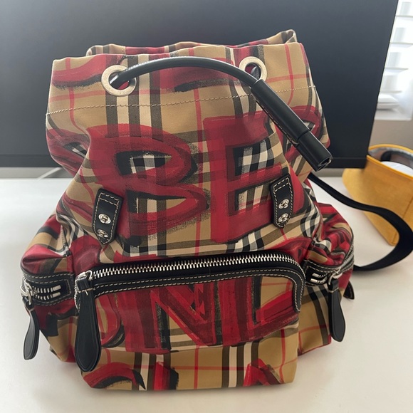 COPY - Backpack - Picture 7 of 9